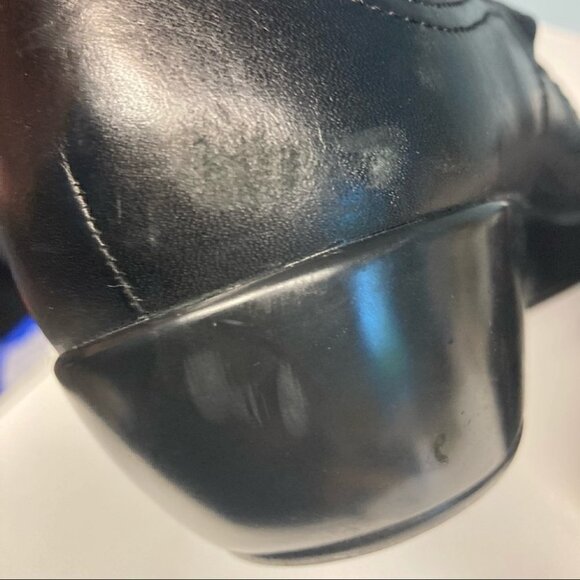 DANSKO Sz 10.5 Mary Jane w/ Leaf Motif  Hook Eye Closure Shoes - Picture 11 of 12